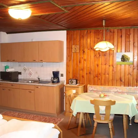 Apartament Uecker *