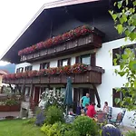 Uecker Daire Obermaiselstein
